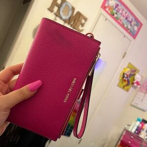 Michael Kors Fuchsia Wristlet